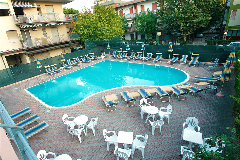 Hotel Abarth - Piscina