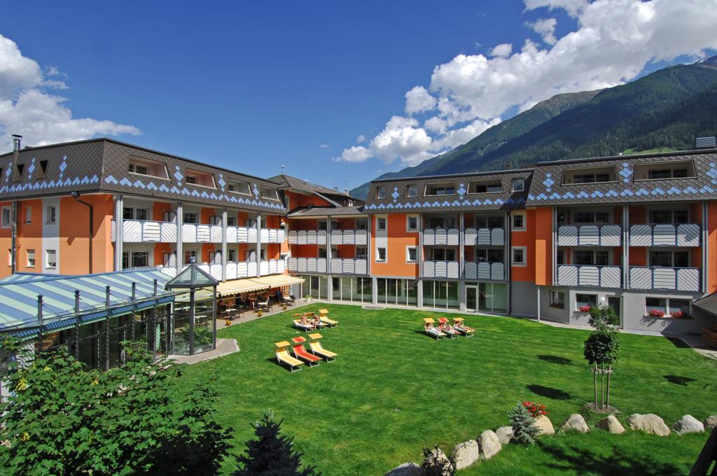 Hotel Aktiv & Wellness Zentral - Esterno