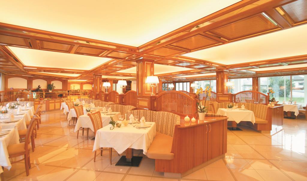 Hotel Aktiv & Wellness Zentral - Ristorante
