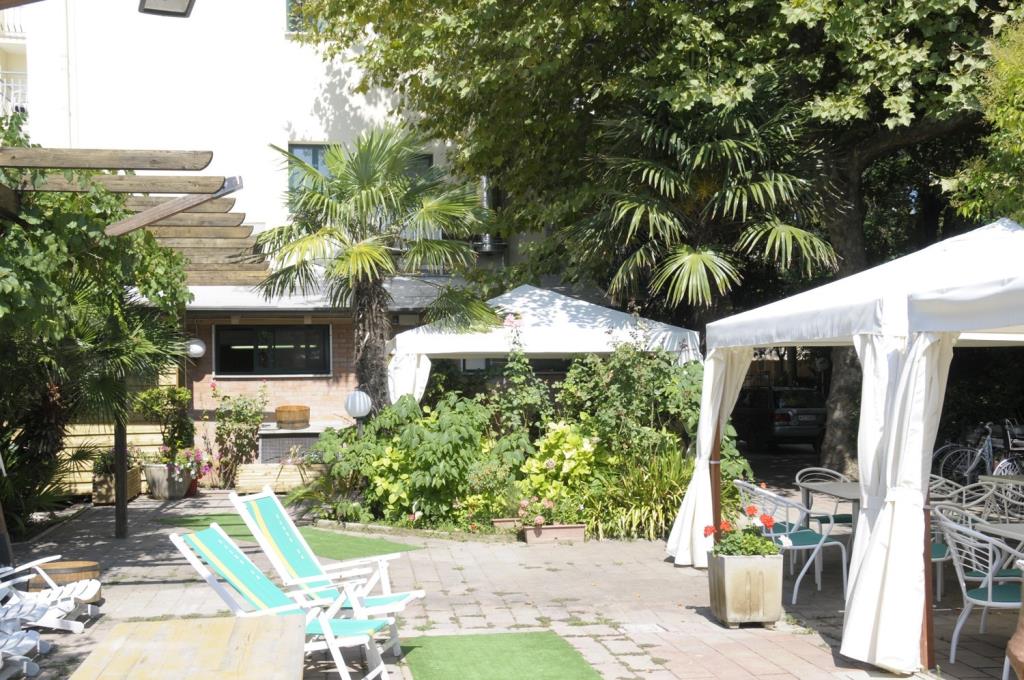 Hotel Al Faro - Giardino