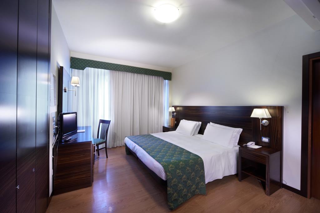 Hotel Ambasciatori e Delfino - Camera