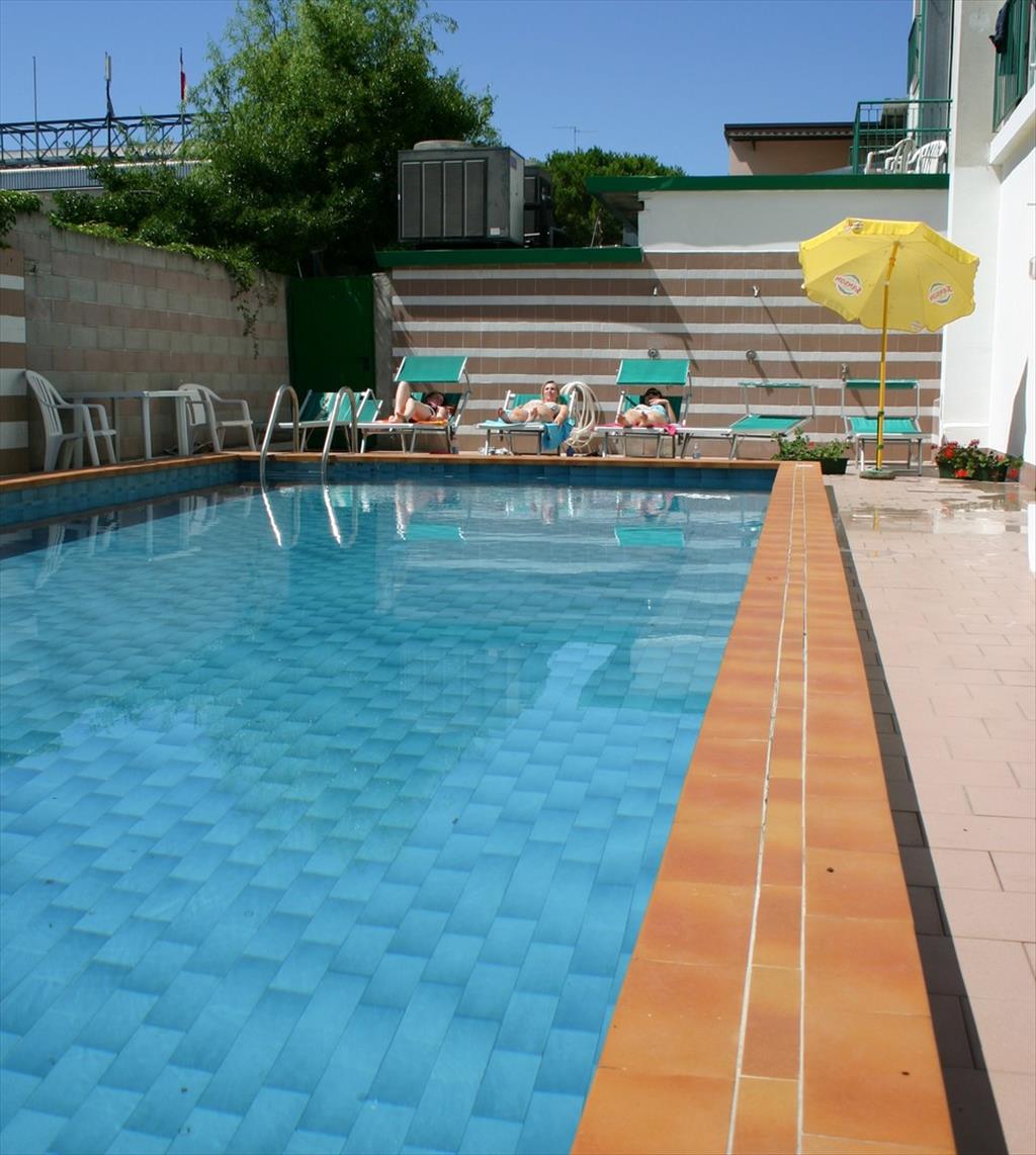 Hotel Apollo - Piscina