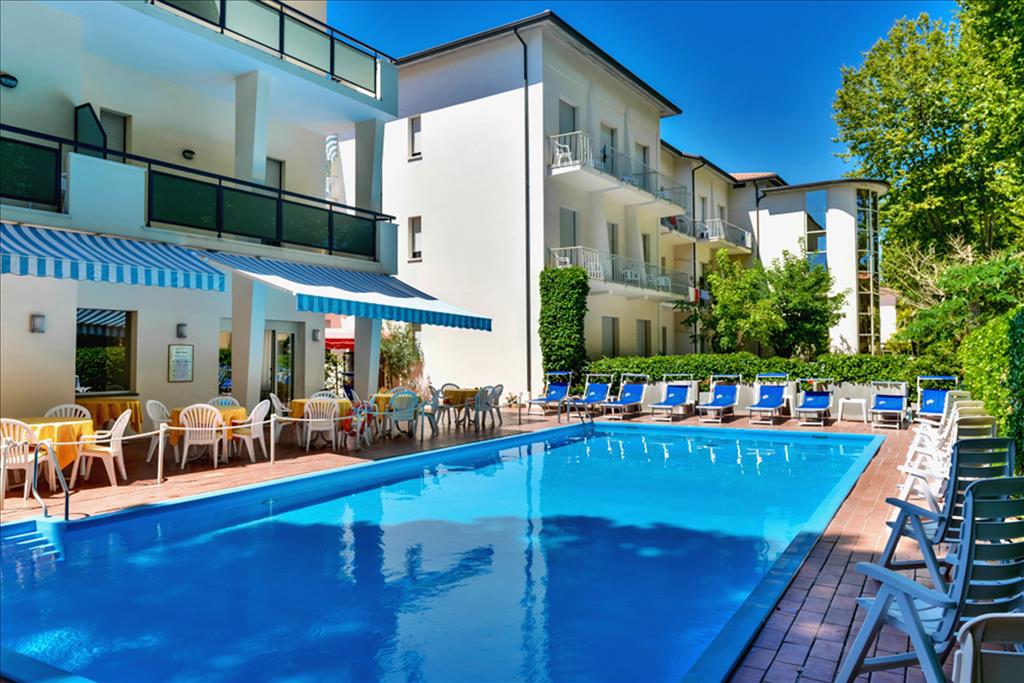 Hotel Athena - Piscina