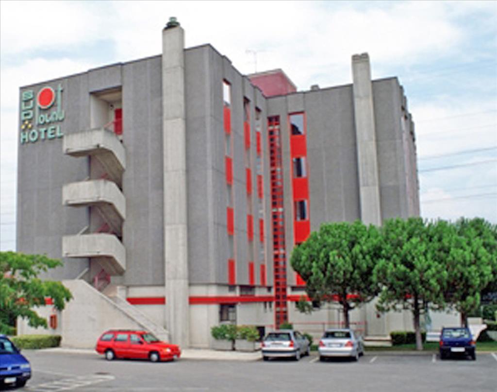 Hotel B&B Verona Sud - Esterno