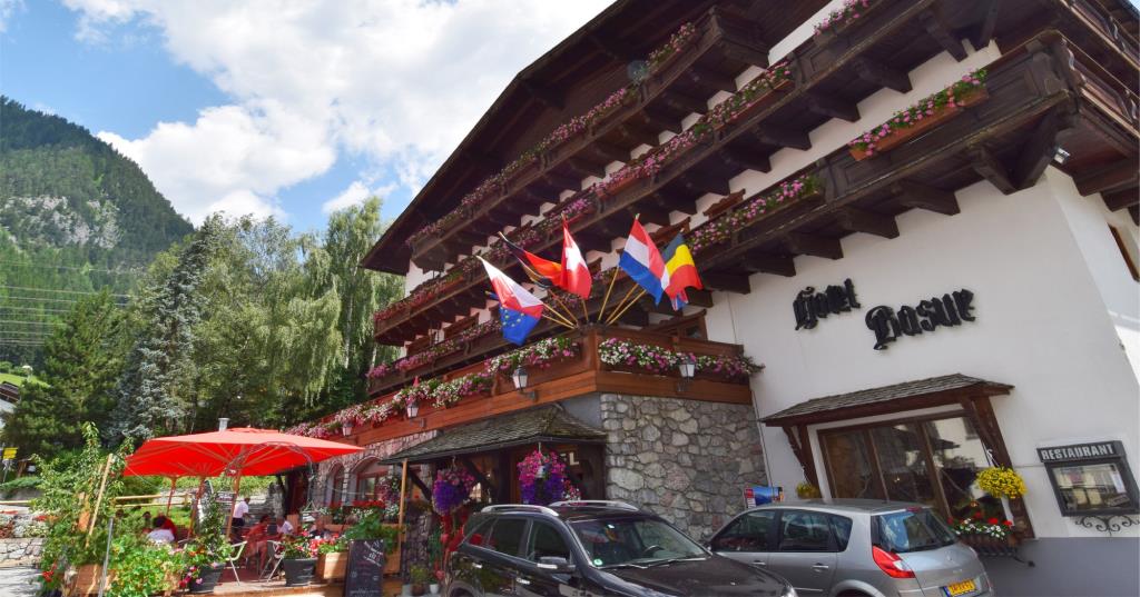Hotel Basur - Esterno