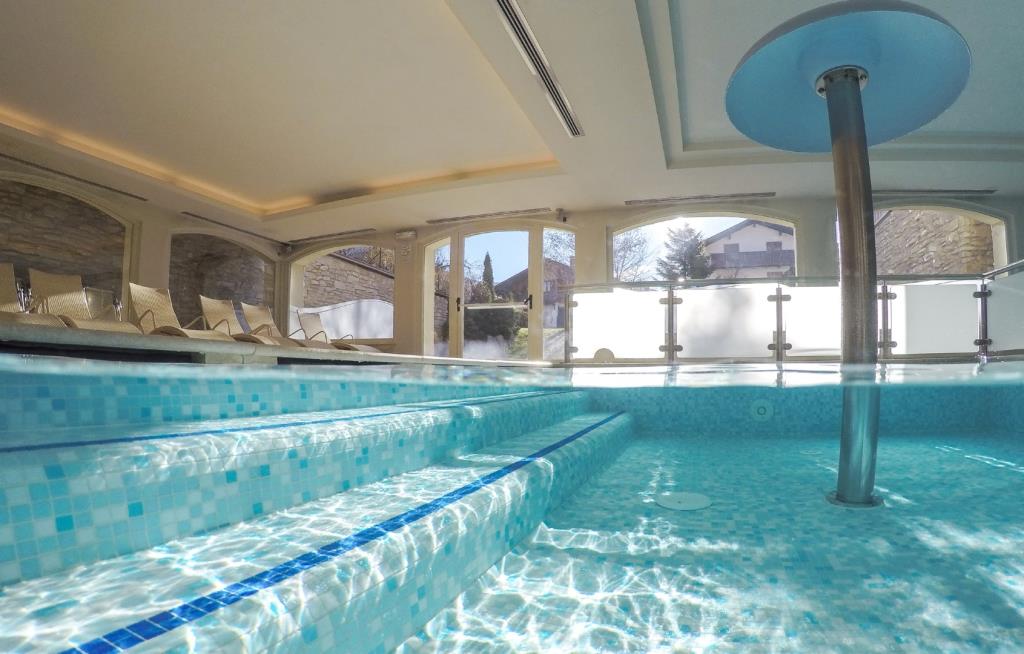 Hotel Beverly - Piscina