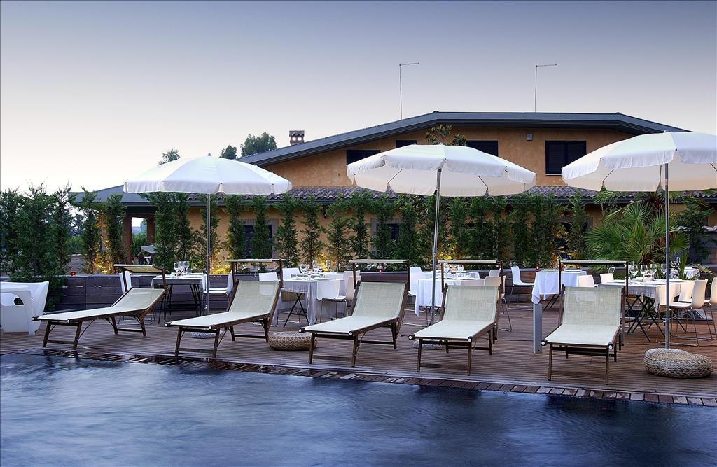 Hotel Black - Piscina