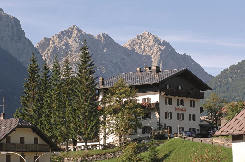Hotel Bladen - Esterno