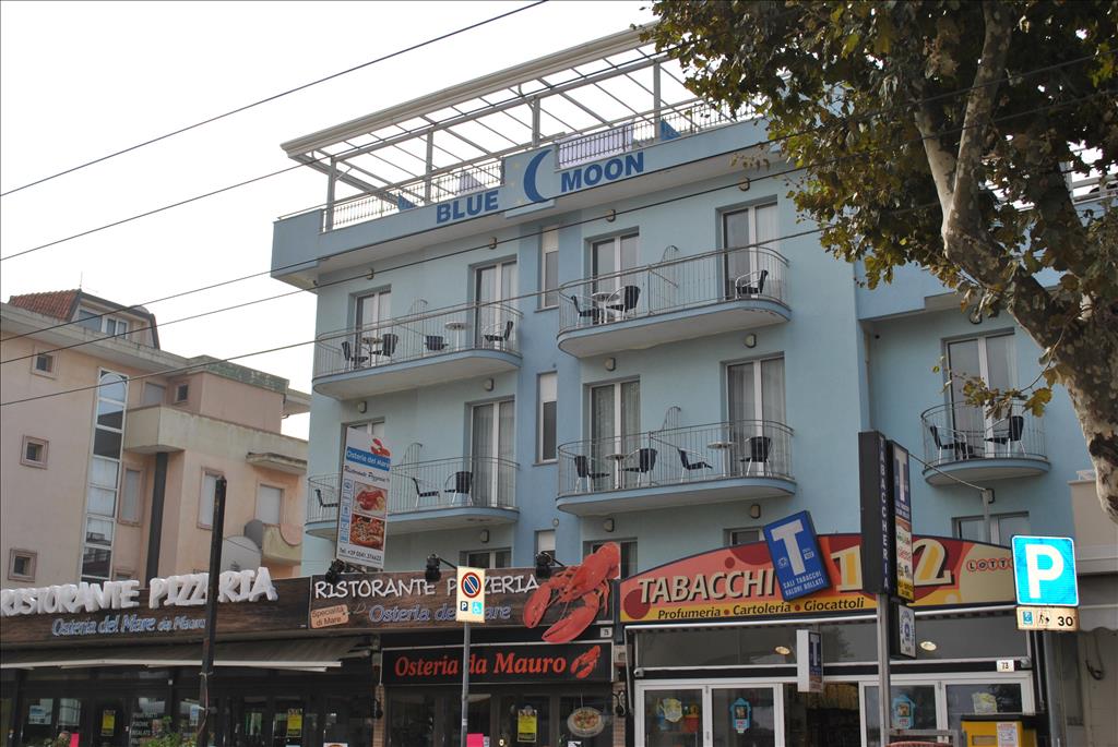 Hotel Blue Moon - Esterno