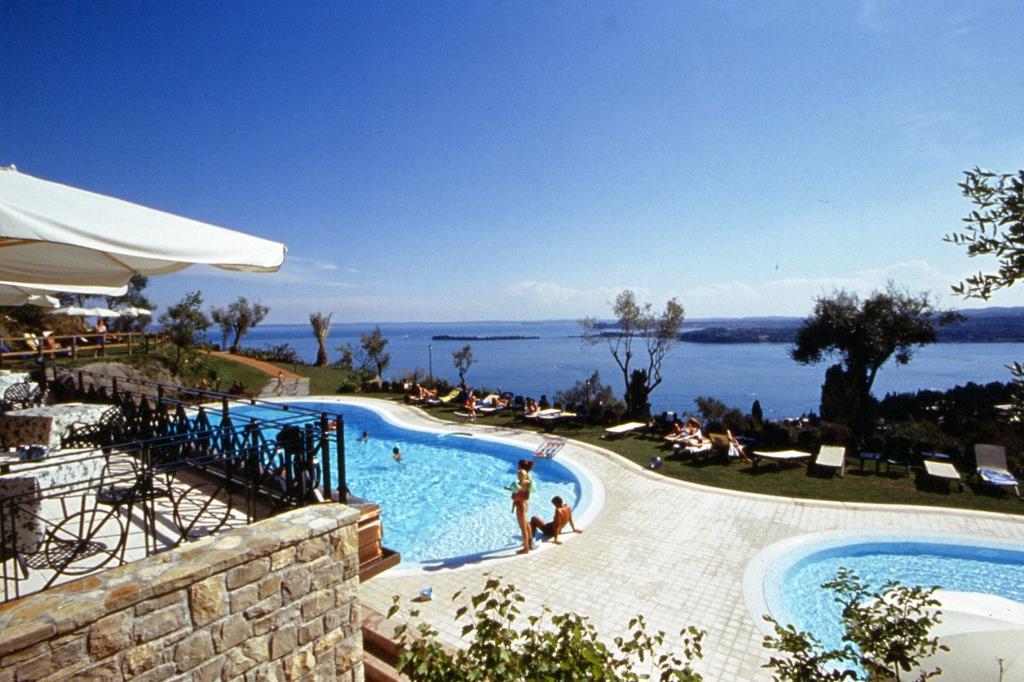 Residence Borgo degli Ulivi - Piscina
