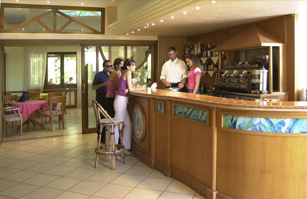 Hotel Calabrisella - Bar