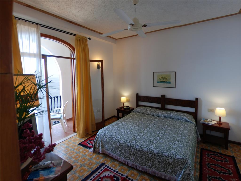 Hotel Carasco - CameraConBalcone