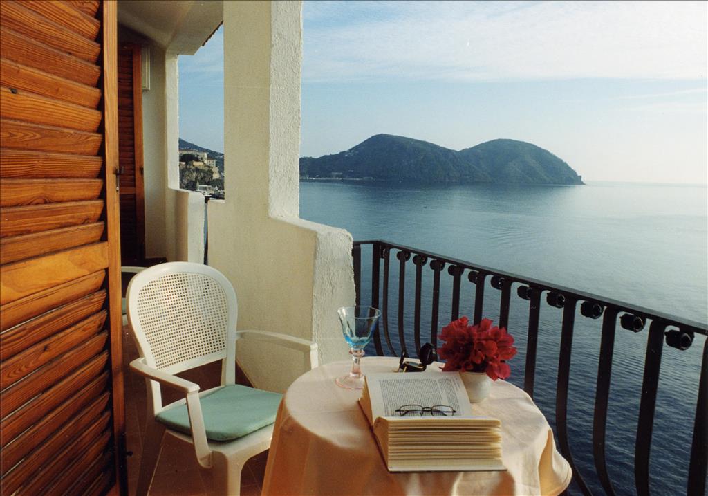 Hotel Carasco - CameraConBalcone