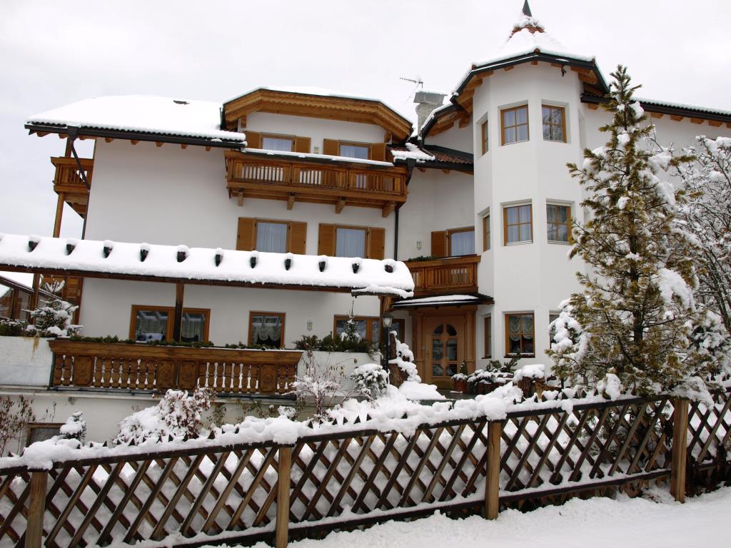 Hotel Chalet Corso - Esterno