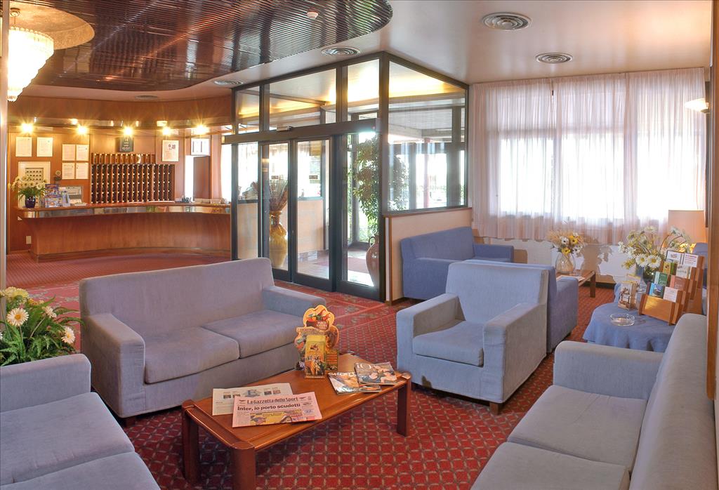Hotel Cristallo - Reception