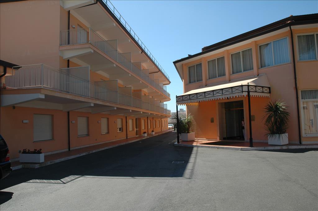 Hotel Cristoforo Colombo - Esterno