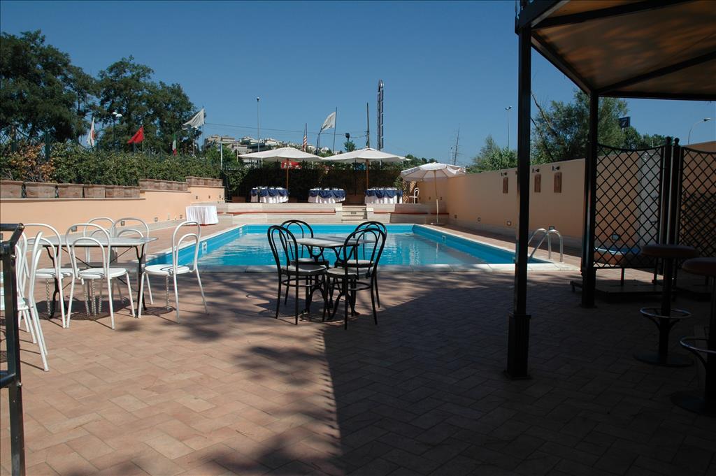 Hotel Cristoforo Colombo - PiscinaEsterna