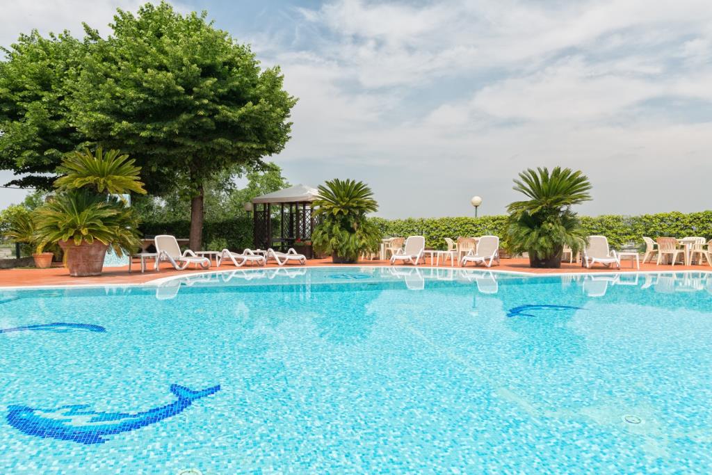 Hotel Dolci Colli - Piscina