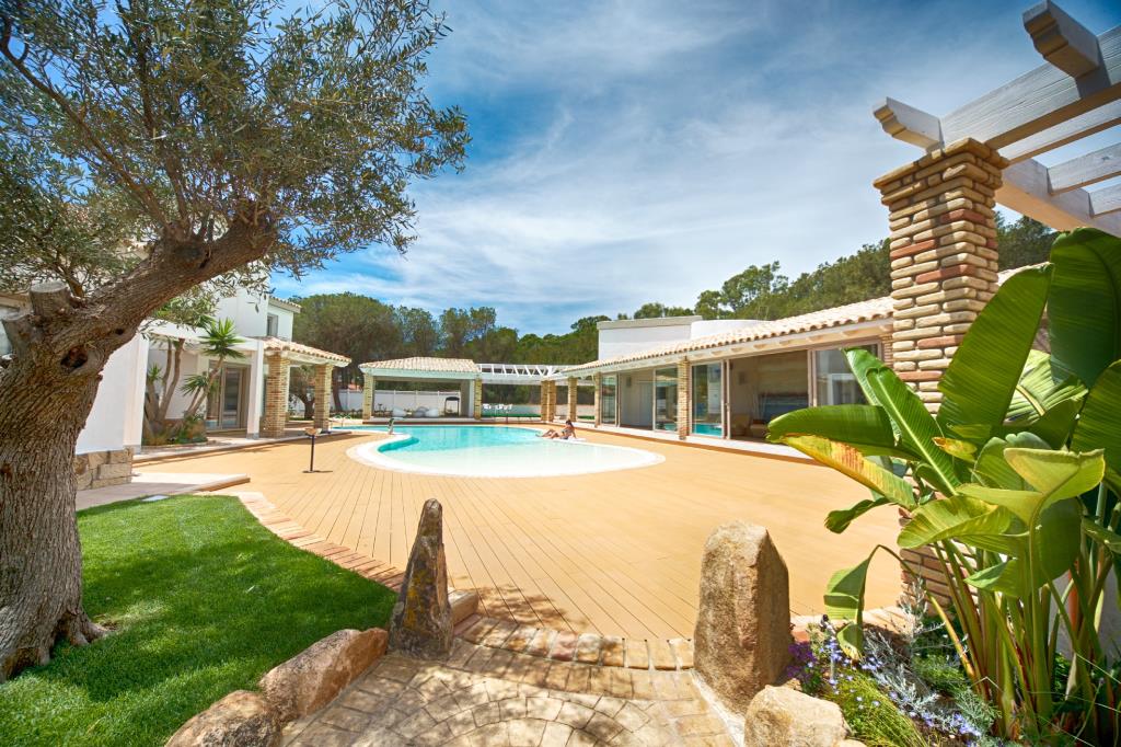 Hotel Eliantos - Piscina
