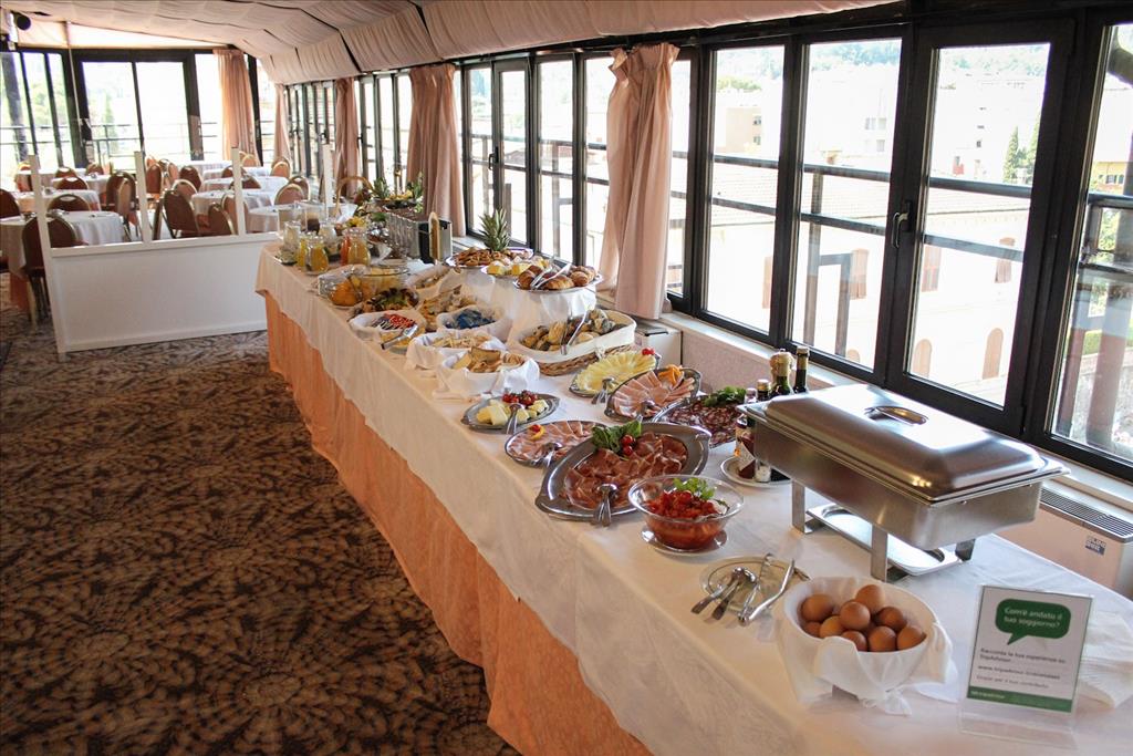Hotel Europa  - Buffet