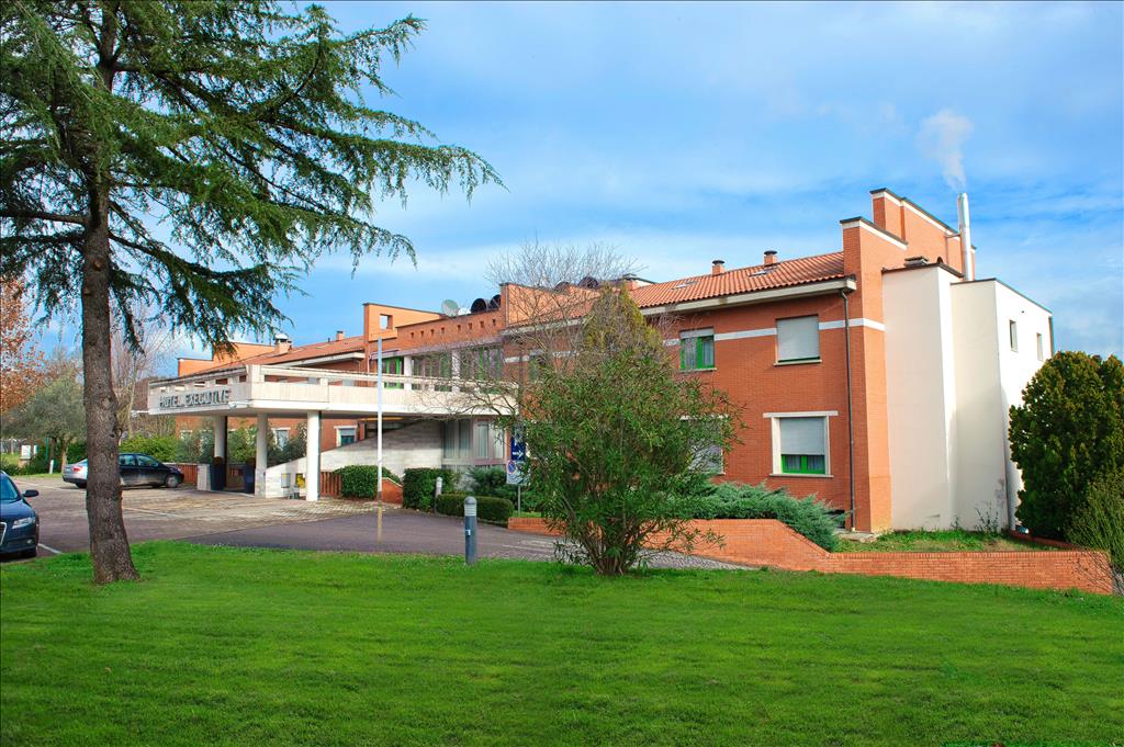 Hotel Executive - Esterno