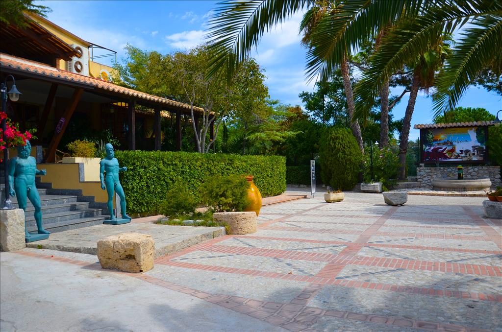 Villaggio Faro Punta Stilo - Esterno