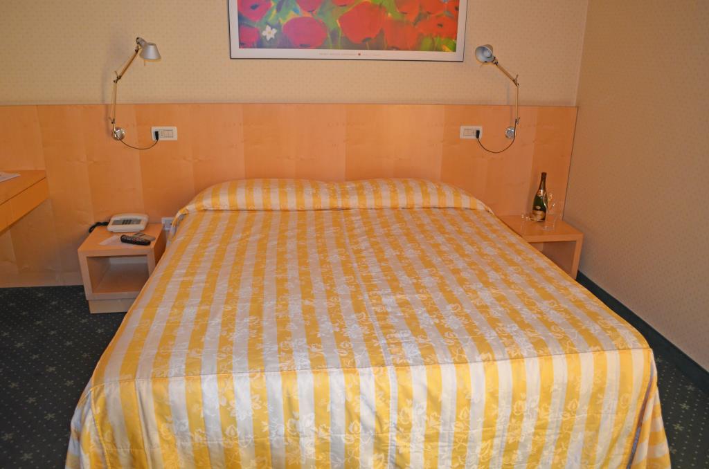 Hotel Flora - Camera