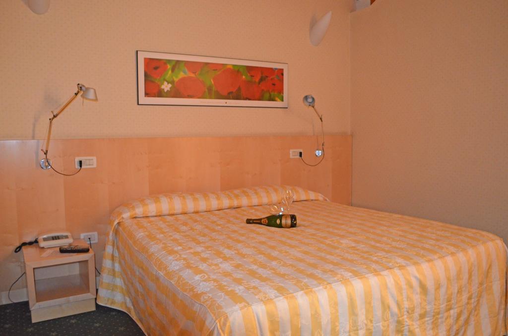 Hotel Flora - Camera