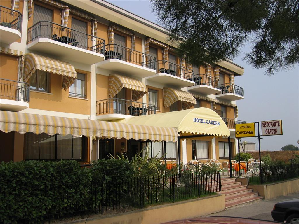 Hotel Garden - ToscolanoMaderno