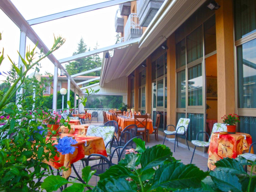 Hotel Garden - Veranda