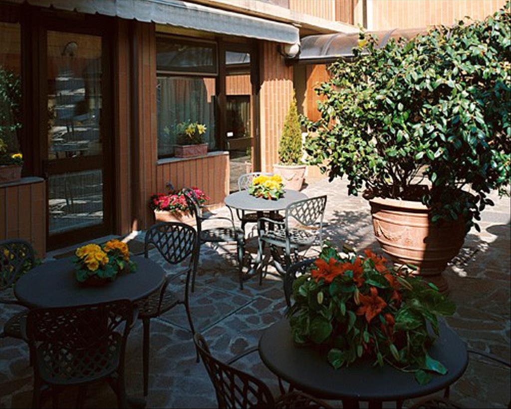 Hotel Grifone - Giardino