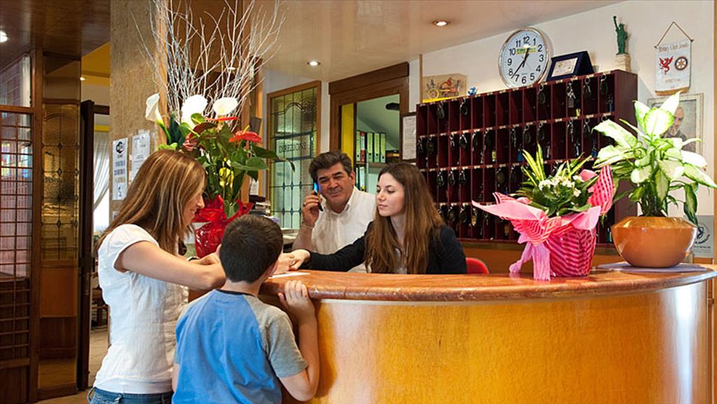 Hotel Kennedy - Reception