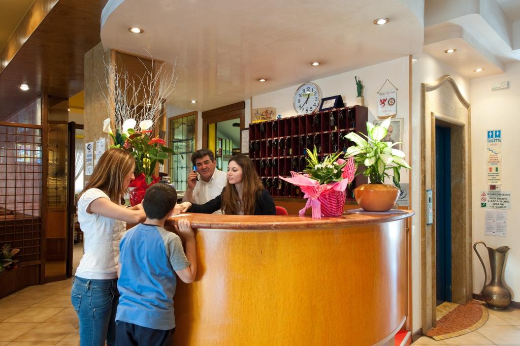 Hotel Kennedy - Reception