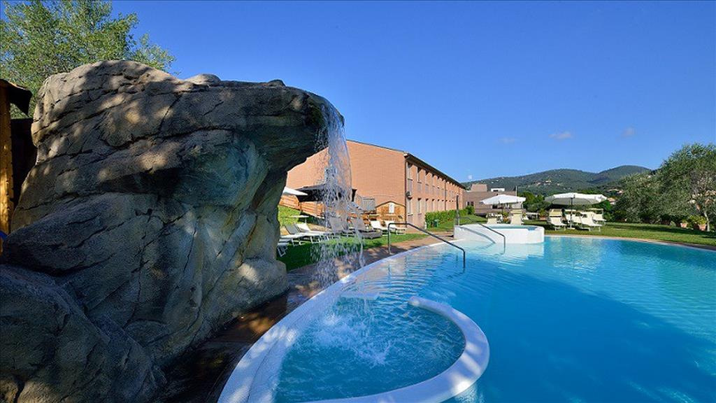 Hotel La Meridiana - Piscina
