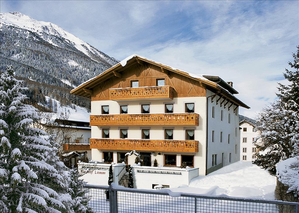 Hotel Lamm - Curon Venosta