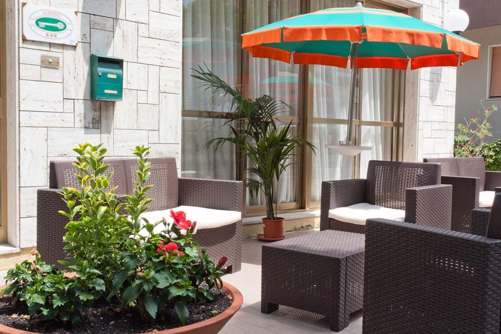 Hotel Leonardo Da Vinci - Esterno