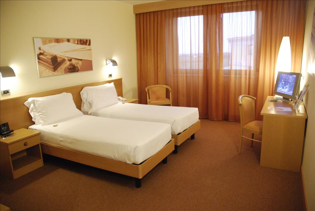 Hotel Montemezzi - Camera