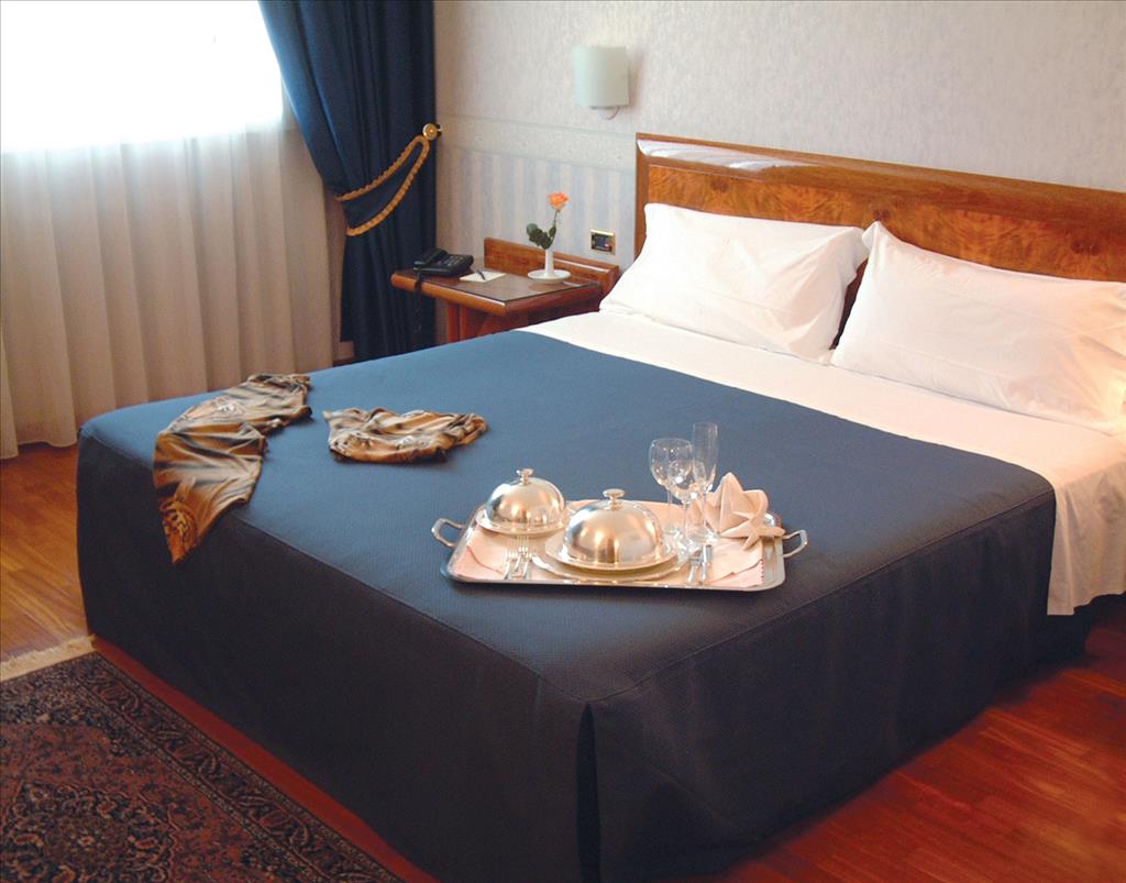 Hotel Montresor Palace - Camera