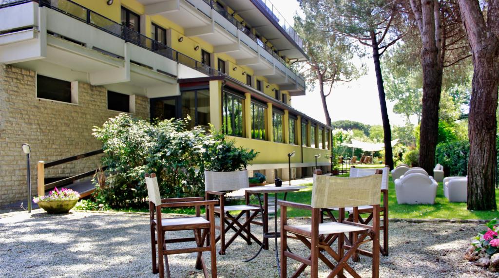 Hotel Nedy - Esterno