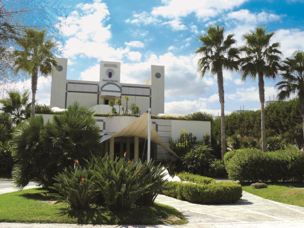 Hotel Nicotel Barletta - Esterno