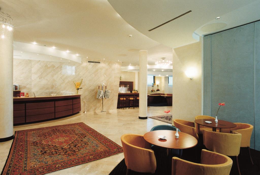 Hotel Nicotel Barletta - Hall