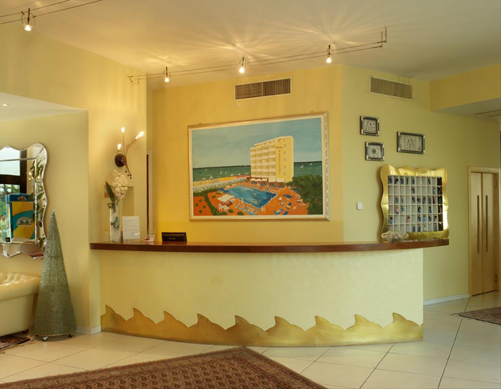 Hotel Perticari - Hall
