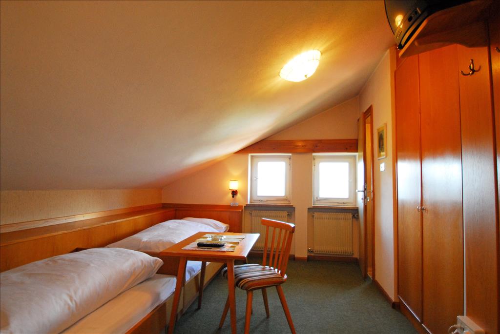 Hotel Post - TwinMansarda
