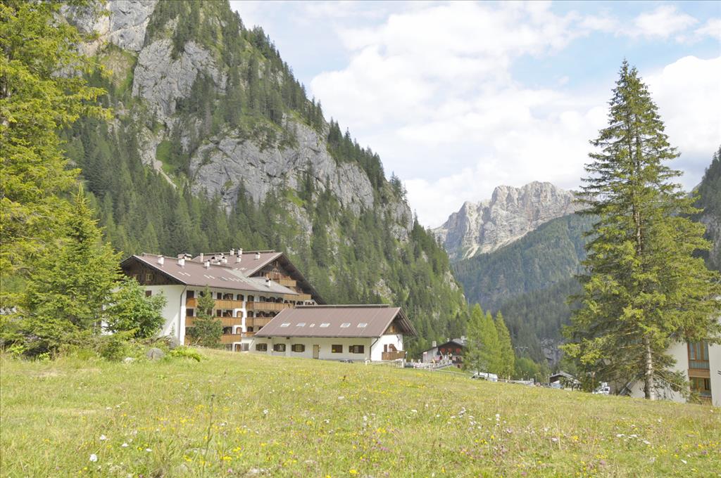 Hotel Valtur Principe Marmolada - Esterno2