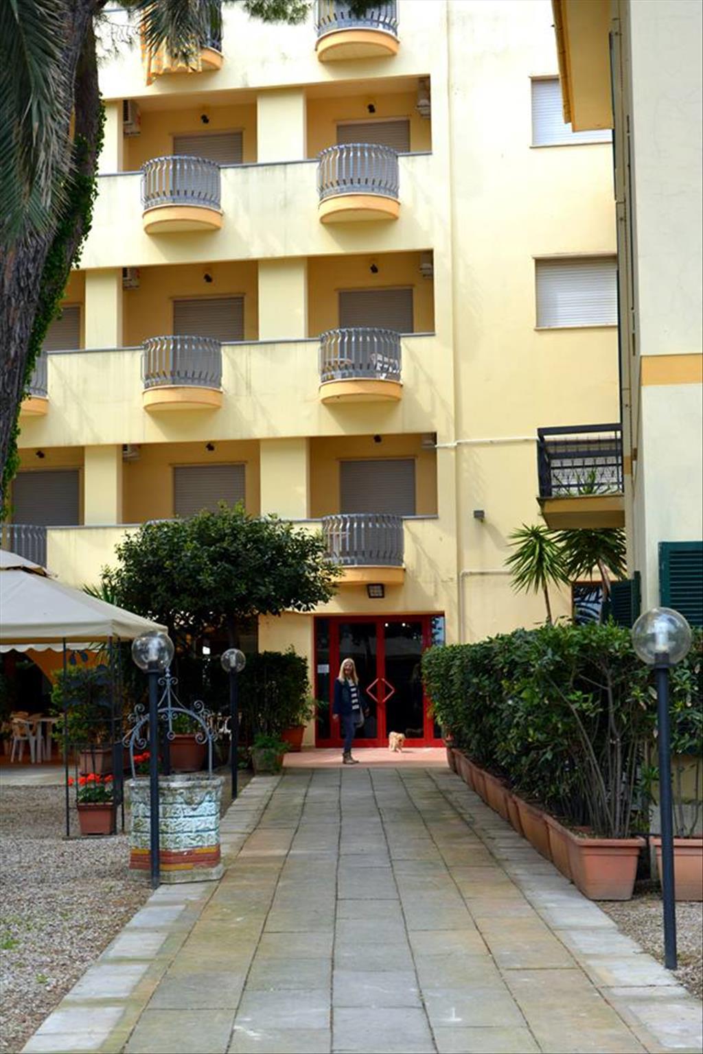 Hotel Quattro Palme - Ingresso