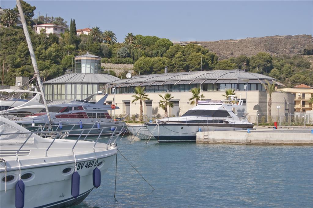 Hotel Riviera dei Fiori - Esterno