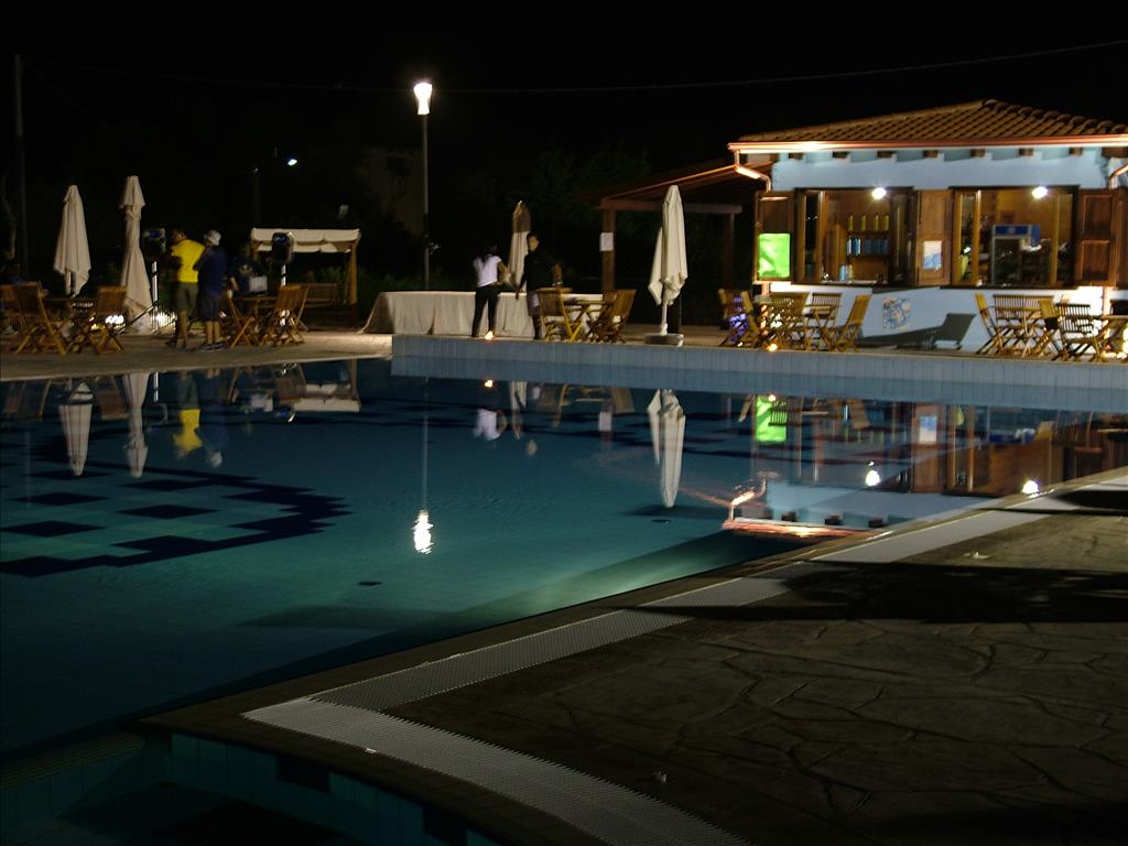 Hotel Royal's Gate - Piscina