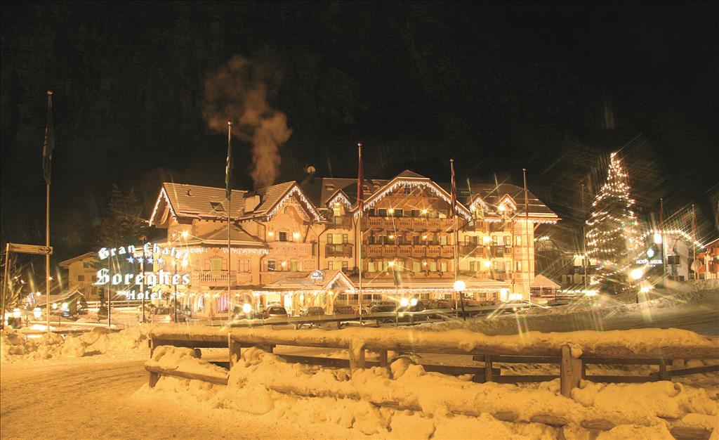 Hotel Soreghes Gran Chalet - CampitellodiFassa