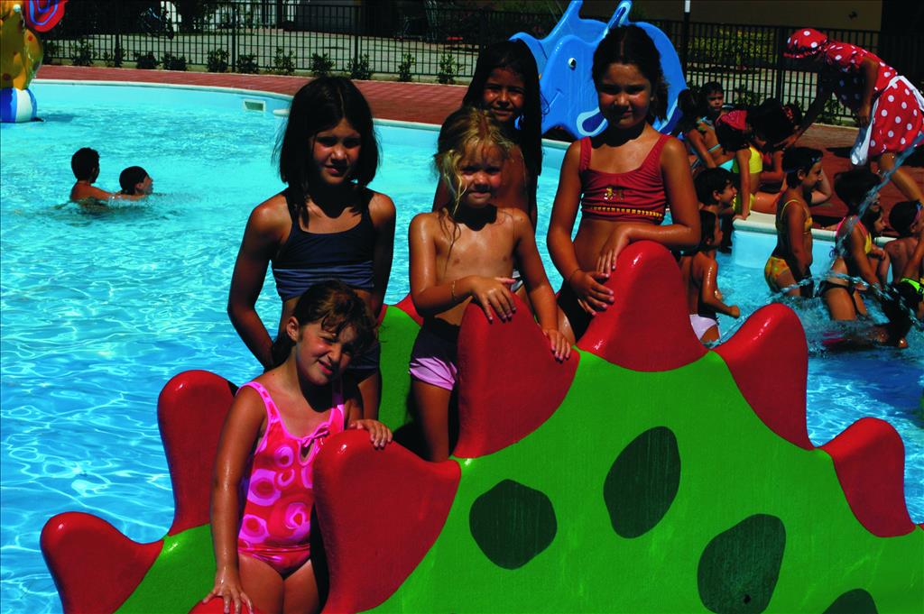 Villaggio Spiaggia Lunga - Bimbi