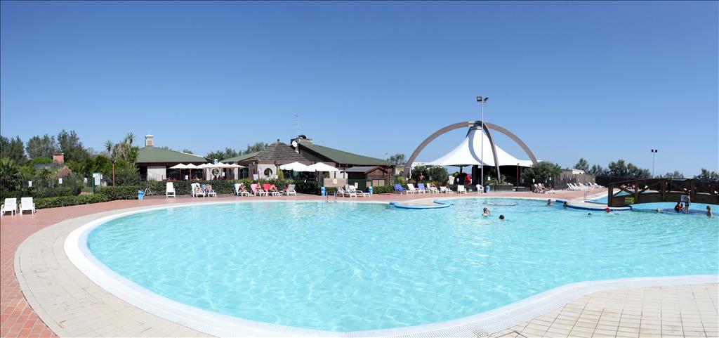 Camping  Spiaggia e Mare - Piscina